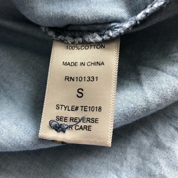 𝅺Charlotte Russe Bell Sleeved Chambray Denim Shirt - Picture 12 of 12